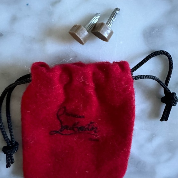 CHRISTIAN LOUBOUTIN hardware - Picture 3 of 7